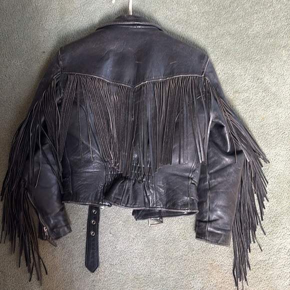 Genuine, Hit Leather. Weathered  100% leather jacket fits to medium - Picture 9 of 9